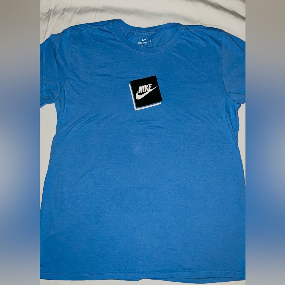 Nike tshirt